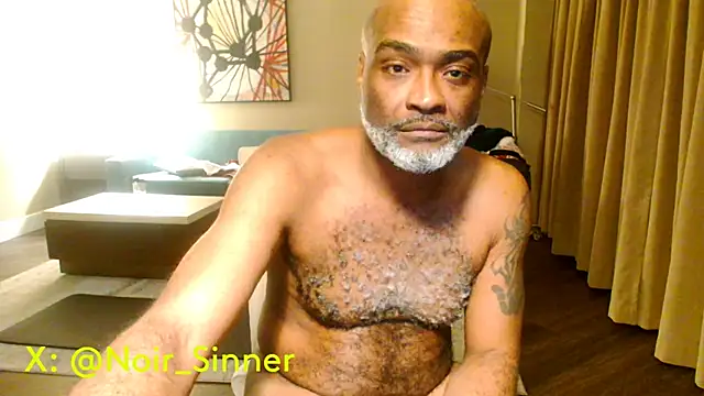 Pokazy przed kamerką – sinnernoir