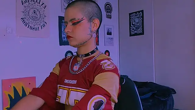 Czat XXX na żywo – alex_one888