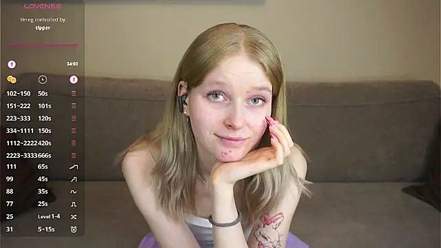 แชท XXX สดของ ToyaPletz