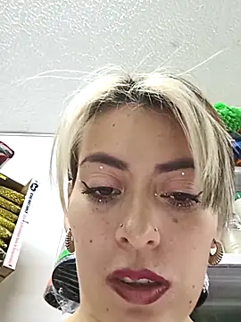 Živý XXX chat Tefannyy_