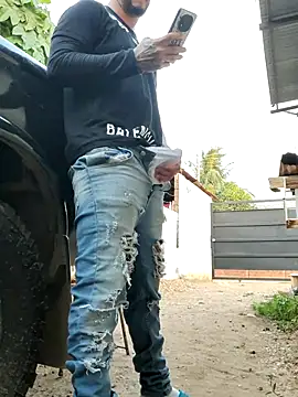 PIGHIGHDIRTY_p0n Webbikameraesitys