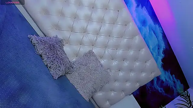 Daniiela_Ember – Live XXX-chat