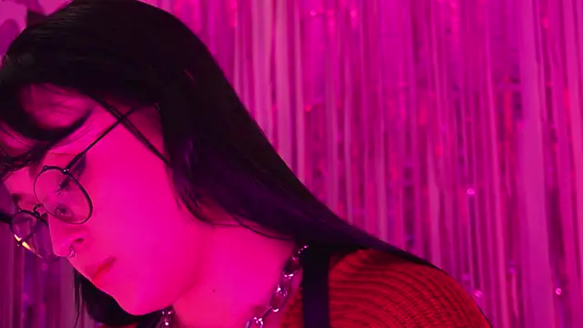 Gloomydoll – Live XXX-chat