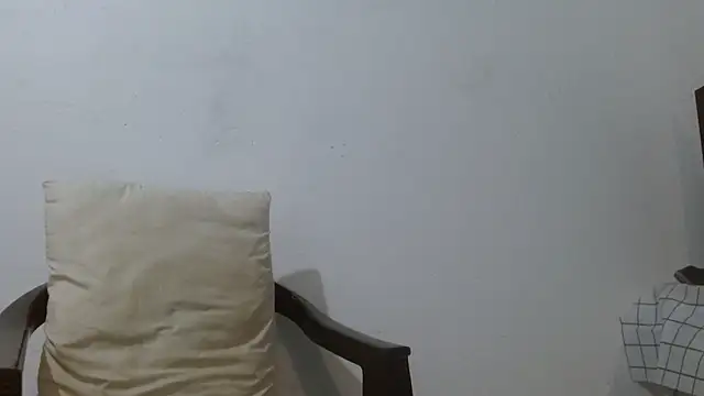 Larry-n-clouds élő XXX-chatje