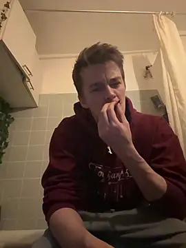 Chat XXX en directo de Toyjungee