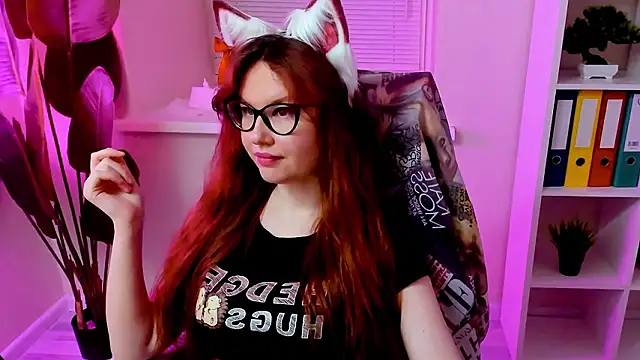 CarolGiggly's Live XXX Chat