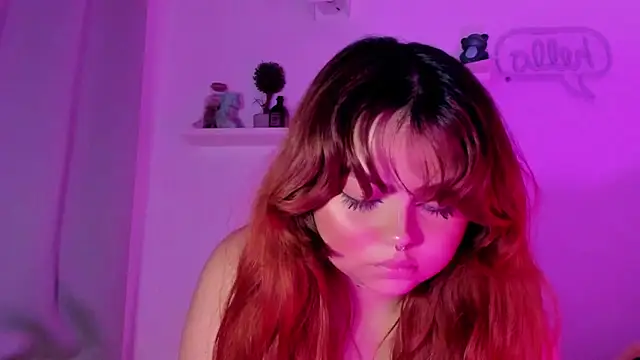 damn_that_booty élő XXX-chatje