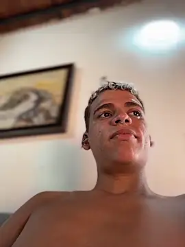 XXX chat uživo modela PrincesLeo