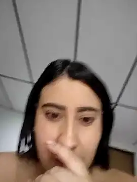 mialorents Live XXX Chat