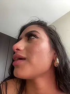 AlinaArgii Obrolan Langsung XXX