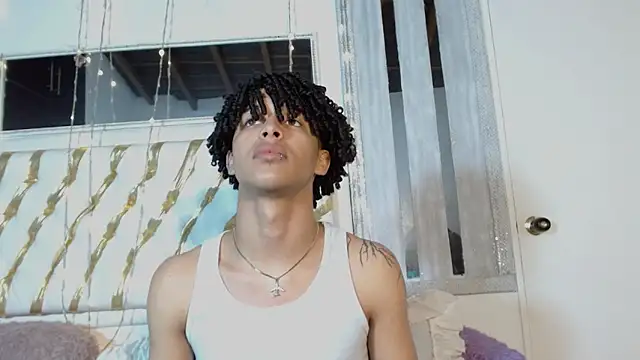 ian_smith_'s Live XXX Chat