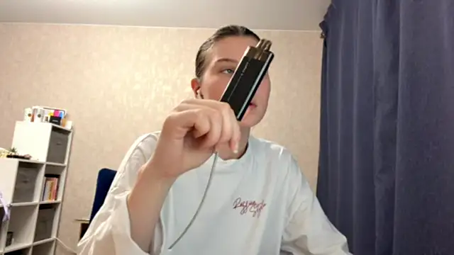 Živý XXX chat CloudyTube