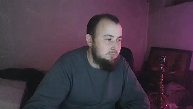 XXX chat uživo modela BIG-COCK-OMG