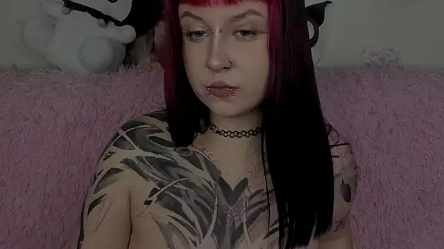 t0riayun0 élő XXX-chatje