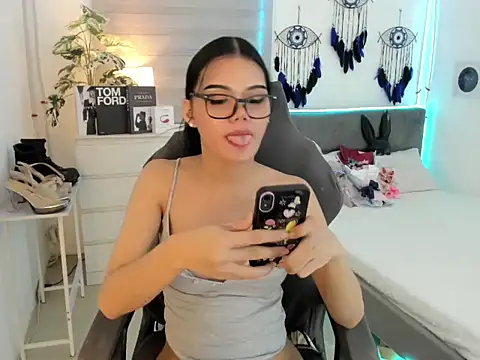 tstoni_talks 라이브 XXX 채팅