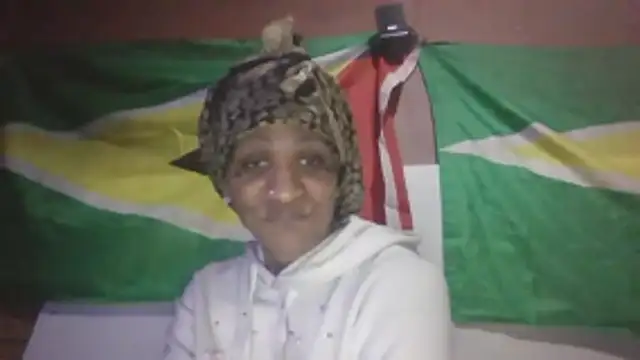 paradisejas' Webcam Show