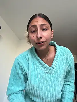 Ameellie Adlı Modelin Canlı XXX Sohbeti