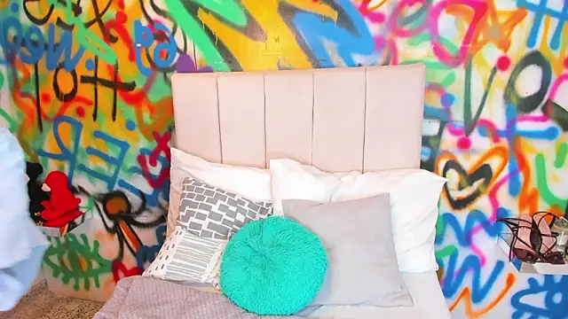 Liana_Bernocchi Adlı Modelin Canlı XXX Sohbeti