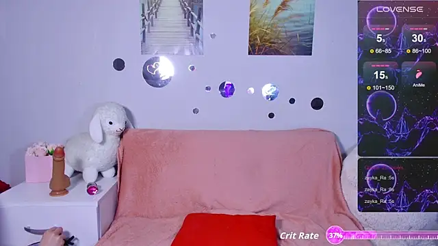 RozaMoor1: διαδικτυακό σόου στην κάμερα