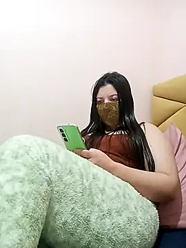 LONA-_- – Live XXX-chat