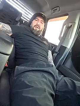 Beardedtattood Live XXX-chat