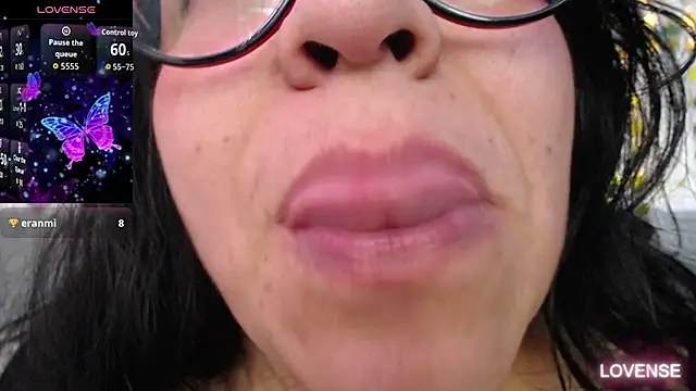 AlexaUllahX Pertunjukan Webcam