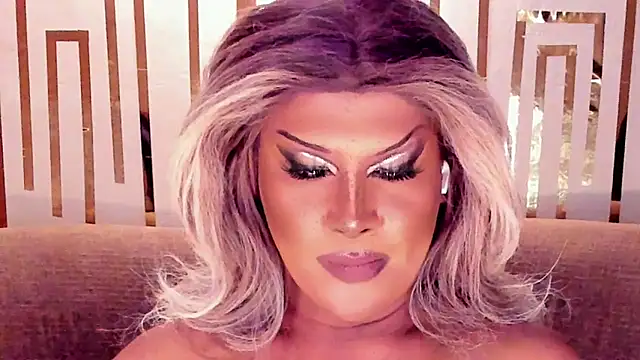 MistressDuhara Show in webcam