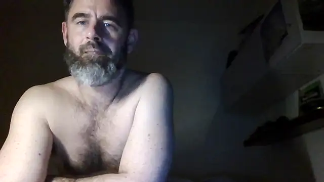 whatYwantMorrre – Live XXX-chat