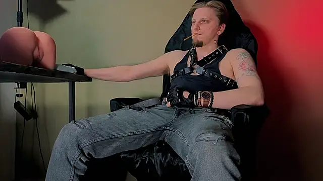 Živý XXX chat Vincent_Hardman