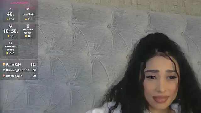 دردشة DemmiLove الجنسية المباشرة