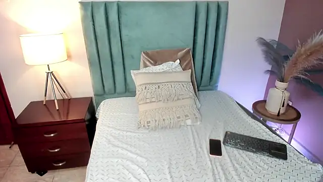 VaiaLowell 라이브 XXX 채팅