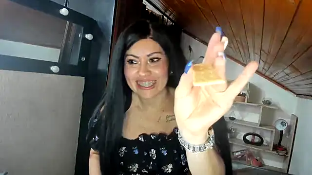 XXX chat uživo modela Tania_mature