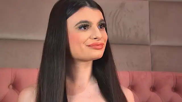 Chat XXX Live ElaraMorel