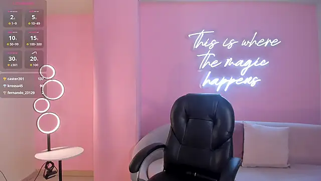 MorganHicks Adlı Modelin Canlı XXX Sohbeti