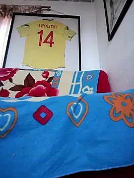 XXX chat uživo modela Bigassmommy_x