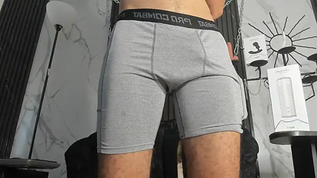 Pokazy przed kamerką – Tatis__