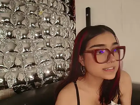 Chat XXX ao vivo de lala_cherry