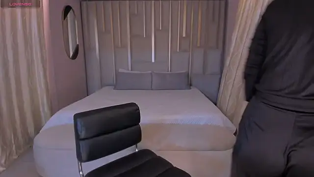 SunnyRiversのライブXXXチャット