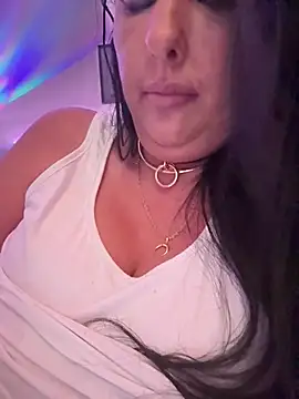 TiffanyRoxxn Live XXX chat