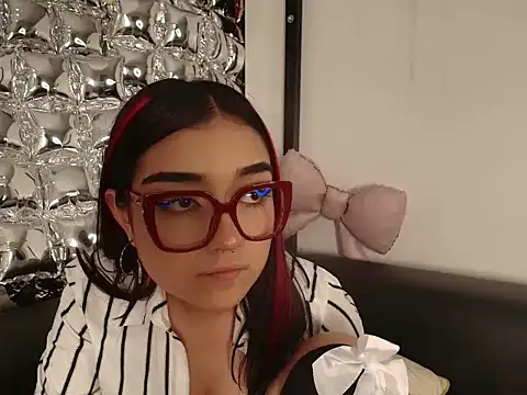 Chatroom XXX en direct de lala_cherry