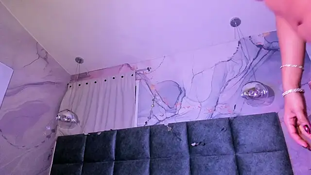 Pertunjukan Kamera Web AntonellaRossi