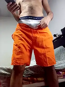 Chat XXX ao vivo de Skinyhot99