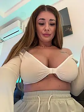 IsabellaEtthan Chat XXX live