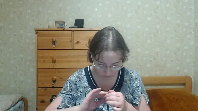 Smart_Rose Adlı Modelin Canlı XXX Sohbeti