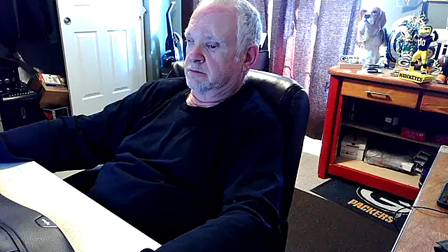 nobledad élő XXX-chatje