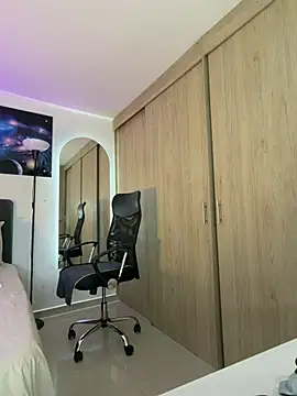 MariaAntonia__ Adlı Modelin Canlı XXX Sohbeti