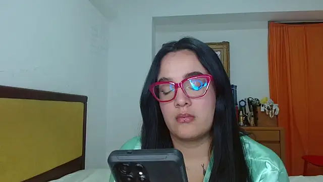 Chat +18 de Nova-Satela ao vivo