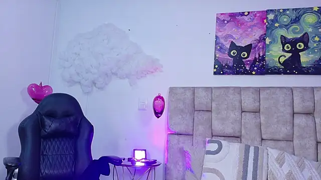 MiiaBlumm_ Webcam Show