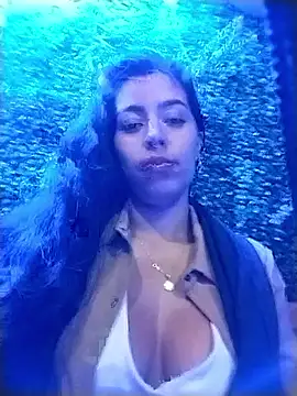 Luianna 现场XXX聊天