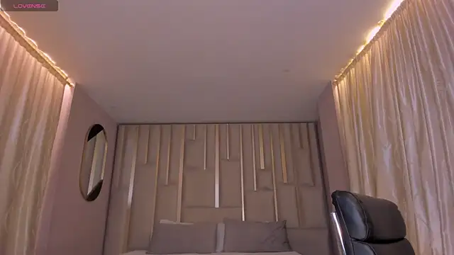 Chat XXX en directo de SunnyRivers